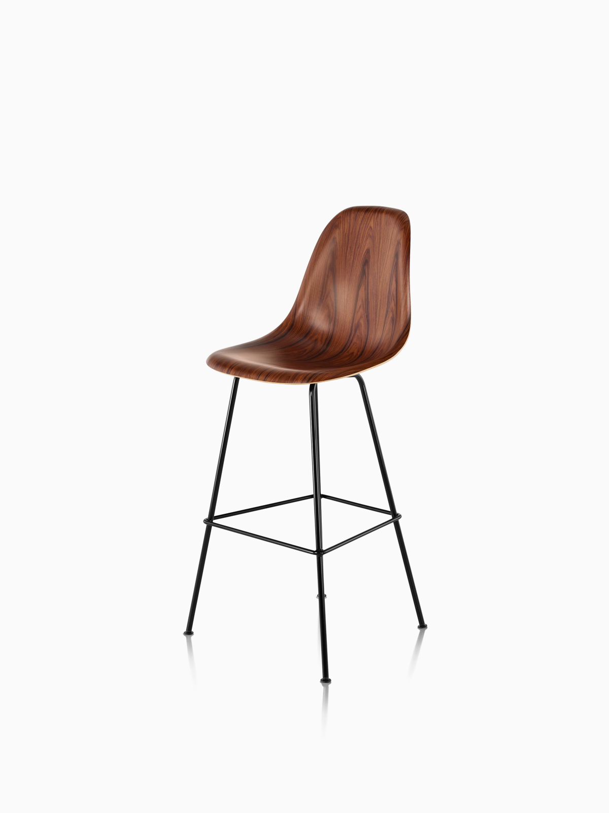 Eames模压塑壳椅